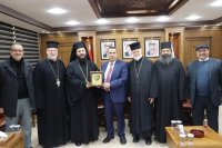 الكنيسة الأرثوذكسية: الاحتلال الاسرائيلي يستهدف المدنيين والمساجد والكنائس