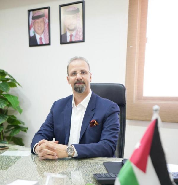 النجمي: الصناعة الدوائية تساهم في رفد الاقتصاد الوطني