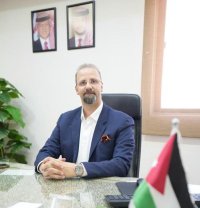 النجمي: الصناعة الدوائية تساهم في رفد الاقتصاد الوطني
