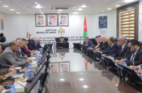 الروابدة: تزويد مفتشي العمل بكاميرات مرتبطة بغرف السيطرة