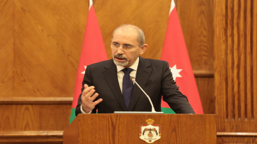 وزير الخارجية يدعو للعمل فورا على عودة النازحين في غزة إلى مناطقهم وبيوتهم