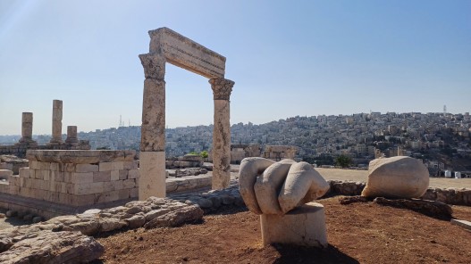 أجواء لطيفة الأحد والاثنين وانخفاض ملموس الثلاثاء