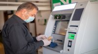 "مفوضية اللاجئين" قدمت 70 مليون دولار لأكثر من 300 ألف لاجئ في الأردن في 2023