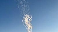 صفارات الإنذار تدوي بتل أبيب ومناطق محيطة بعد إطلاق "القسام" رشقة صاروخية