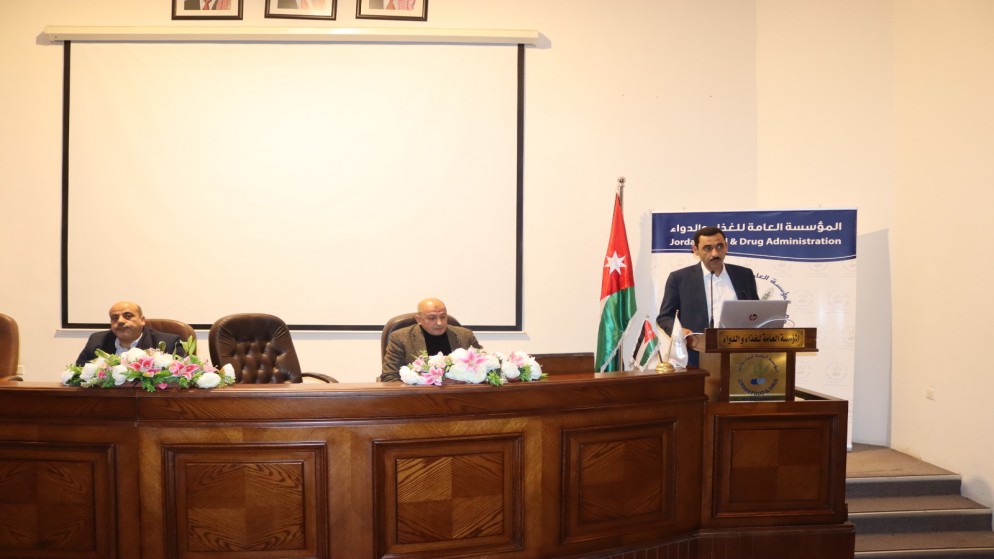 إطلاق دليل صحة العاملين المتداولين في المنشآت الغذائية
