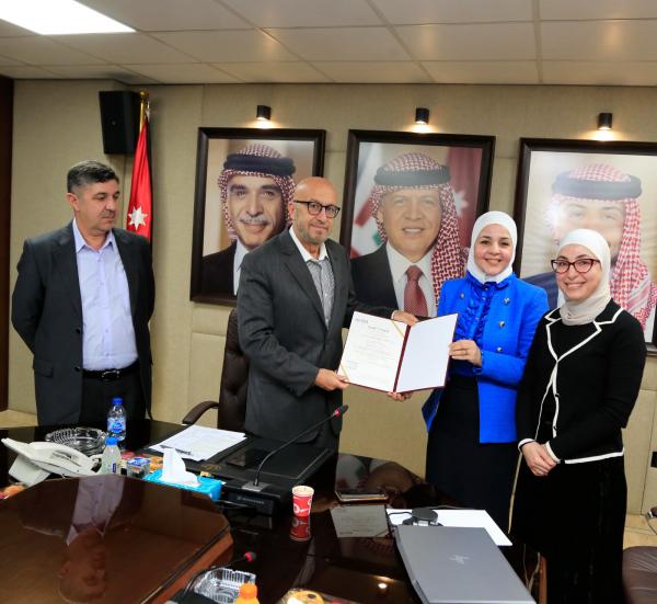 تجديد شهادة اعتمادية مختبرات سلطة المياه للمواصفات الدولية