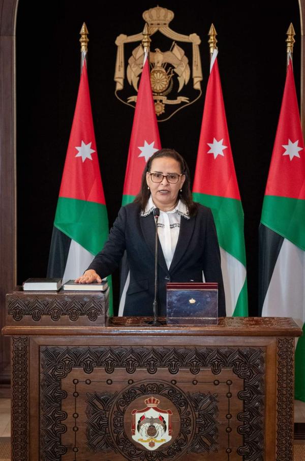 وزيرة العمل: عمال الأردن يحظون باهتمام ملكي في مسيرة التقدم والبناء والتحديث