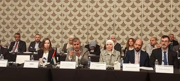 الطاقة تدرس خيارات البنية التحتية الأنسب للهيدروجين الاخضر محليا