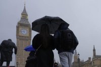 %235 نسبة زيادة حالات الكراهية ضد المسلمين في بريطانيا