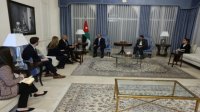 بالتفاصيل.. هذا ما دار بين رئيس الوزراء ووفد مجلس الشيوخ الأميركي