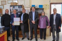 فزعة أهل تسلم مفاتيح منزلين لاسر عفيفة وتجري صيانة لـ 4 مدارس حكومية في محافظة الطفيلة