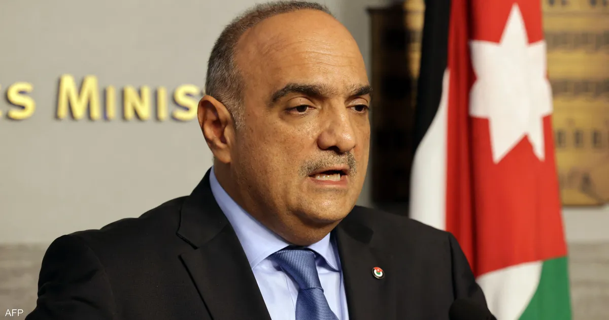 الخصاونة باليوم العالمي للمرأة: نؤكِّدُ التزامنا بدعمها ونهنئ بإنجازاتها