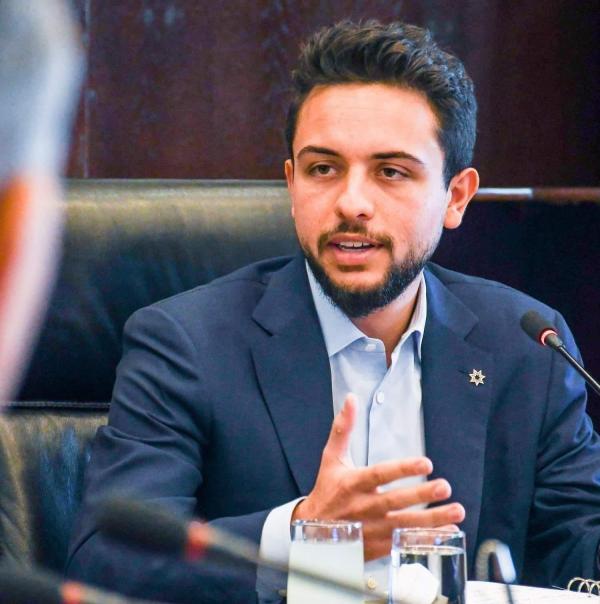 ولي العهد للأردنيات في يومهن العالمي: نصف مجتمعنا .. شريكة رفعتنا وعزنا