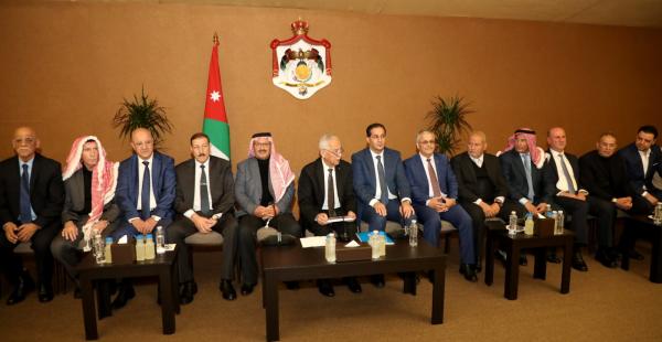 العيسوي يلتقي وجهاء من عشيرة الجرادات