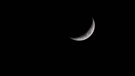 دول تعلن غدا أول أيام شهر رمضان
