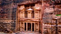 ارتفاع الدخل السياحي الأردني 4.5%