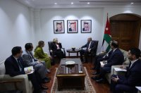 الصفدي ونظيره السنغافوري يبحثان جهود وقف العدوان على غزة