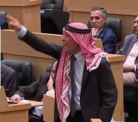العرموطي يغادر جلسة النواب غاضبا على العفو العام