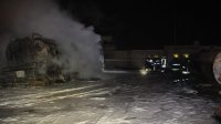 إخماد حريق شب في 3 صهاريج محملة بمواد نفطية بإربد