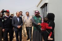 مركز الملك سلمان و"الخيرية الهاشمية" يدشنان مشروع تأمين الكرافانات داخل مخيم الزعتري