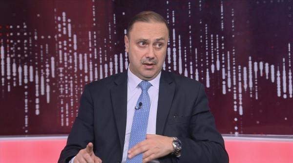 المومني يؤكد التناغم بين الموقفين الرسمي والشعبي بشأن القضية الفلسطينية