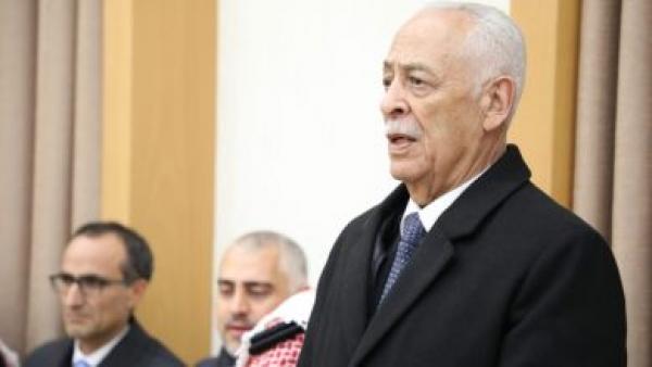 مندوبا عن الملك وولي العهد .. العيسوي يشارك في تشييع جثمان مدير المخابرات الأسبق طارق علاء الدين