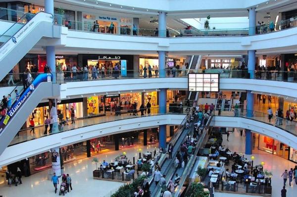 قطاعات تجارية تدعو لإجراءات لتحريك عجلة النشاط التجاري