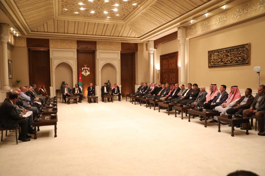 العيسوي يلتقي وفدا من بنات وأبناء منطقة الباسلية