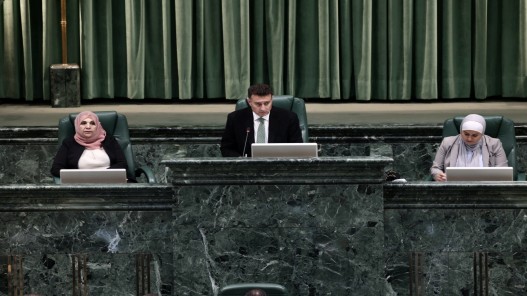 هل تكون جلسة اليوم الأخيرة في الدورة الحالية لمجلس النواب التاسع عشر؟ الصفدي يجيب...
