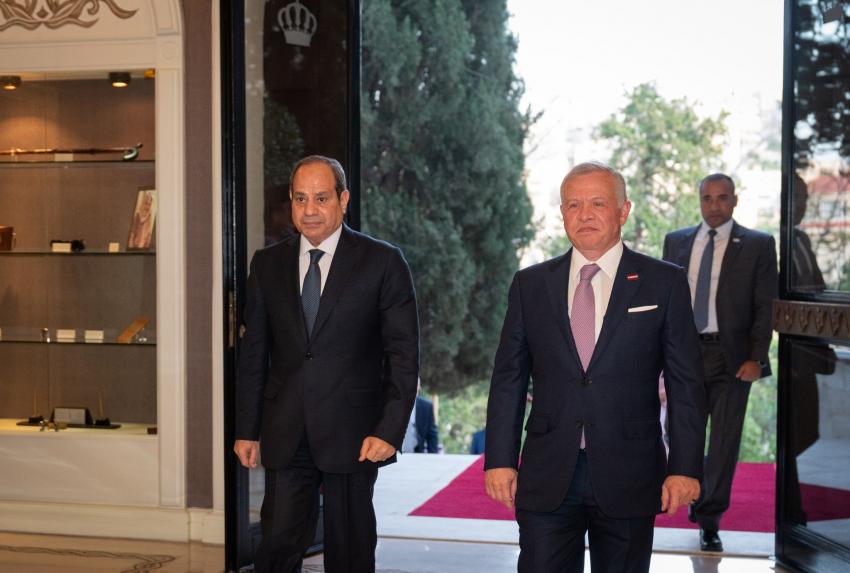 الملك والسيسي: نرفض تهجير الفلسطينيين ومحاولات الفصل بين الضفة وغزة
