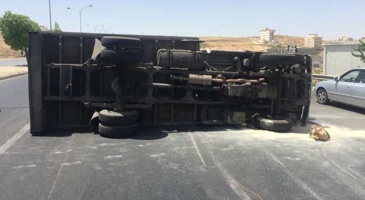 إصابات بحادثي تدهور في الأردن