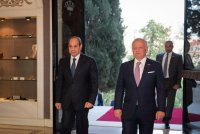 الملك والسيسي: نرفض تهجير الفلسطينيين ومحاولات الفصل بين الضفة وغزة