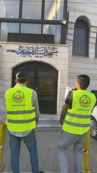 جمعية المزيرعة تقيم افطارا للأيتام والأسر المتعففة وتوزع 60 الف عبوة ماء على الصائمين
