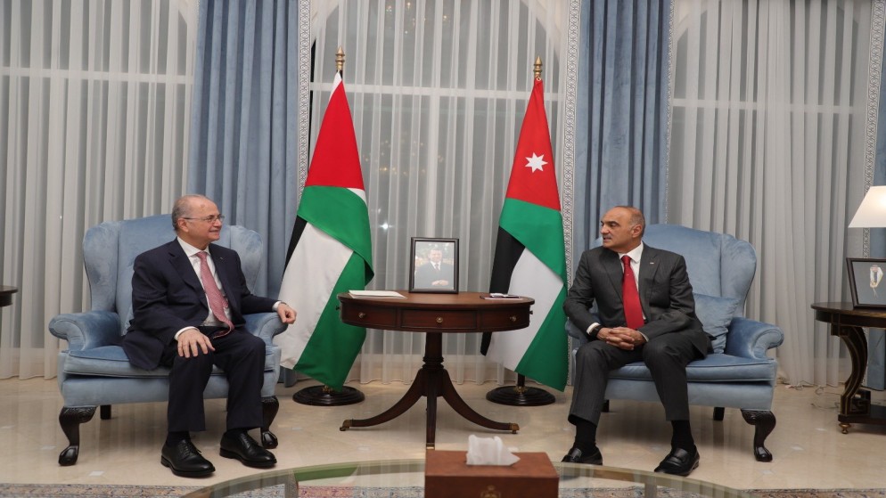 الخصاونة لنظيره الفلسطيني: نتعامل مع القضية الفلسطينية باعتبارها شأنا أردنيا