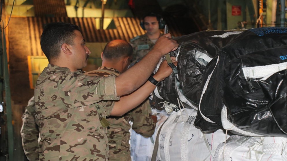 بمشاركة دولية .. الجيش ينفذ 7 إنزالات جوية  على شمالي قطاع غزة