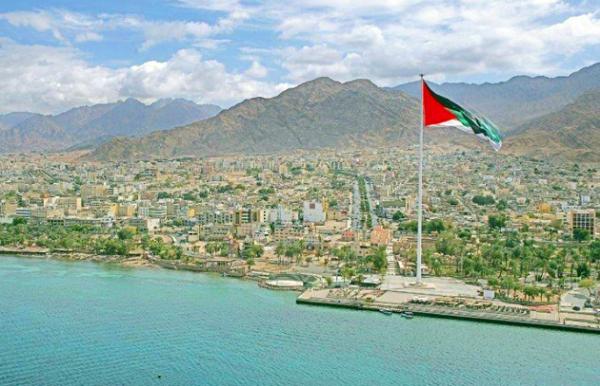 شهود عيان في العقبة يسمعون دويّ انفجار .. وإعلام عبري: اعتراض صاروخ في إيلات