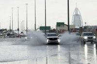 الإمارات تشهد أكبر كميات أمطار خلال الأعوام الـ 75 الماضية