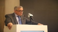 رئيس الجامعة الأردنية: يجب عدم نسيان أن أنظمة الذكاء الاصطناعي تستبيح حقوقنا وحرياتنا