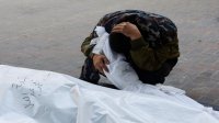 شهداء بينهم أم وطفلها إثر قصف الاحتلال الإسرائيلي منازل في غزة