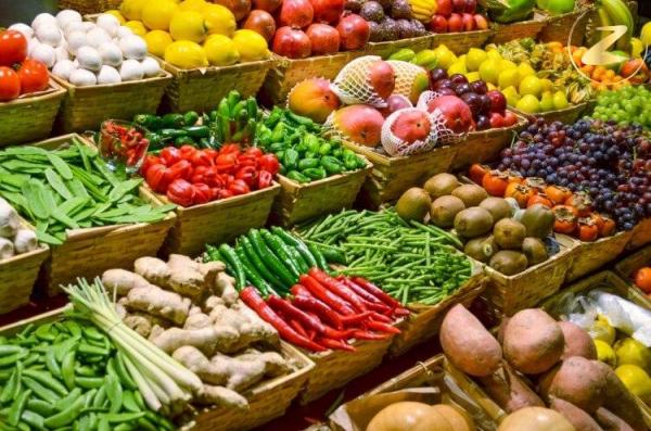 أسعار الخضار والفواكه في السوق المركزي اربد الثلاثاء