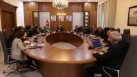 الخصاونة يلتقي رئيس بعثة صندوق النقد الدولي للأردن