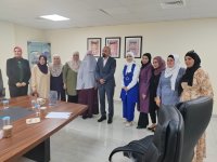 د . مقابلة .. عميد الكلية الجامعية الوطنية للتكنولوجيا يستقبل وفد نساء شرق عمان مهنئا