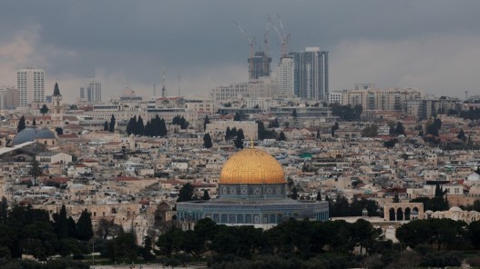 الأردن يدين اقتحام المسجد الأقصى ورفع العلم الإسرائيلي في ساحاته