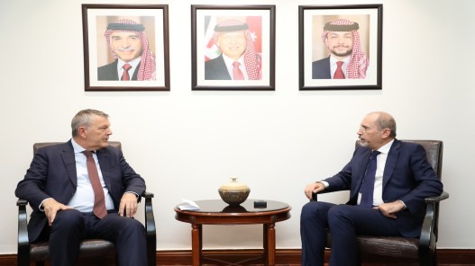 مباحثات موسعة بين الصفدي ولازاريني بشأن جهود توفير الدعم اللازم لأونروا