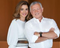 الملكة: تُوجت ملكاً على عرش قلوبنا