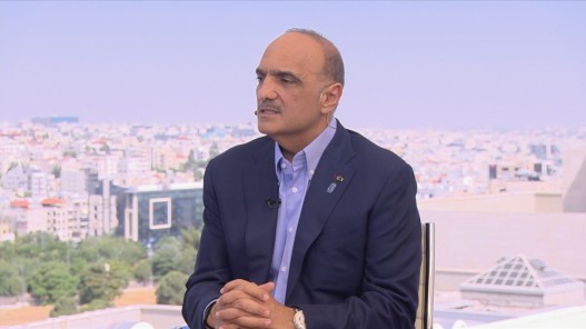 الخصاونة يهنئ بمناسبة ذكرى الثورة العربية الكبرى ويوم الجيش
