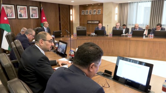 الحكومة: الأسعار في الأسواق مستقرة والسلع متوافرة بكميات آمنة