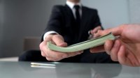 الهيئة المستقلة للانتخاب: الحزب لديه حق في الحصول على تبرعات من أعضائه أو من خارجه