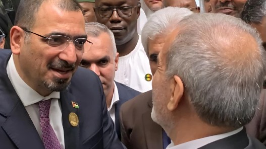 الوزير الجازي يشارك في مراسم تنصيب الرئيس الإيراني الجديد