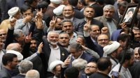 رسائل ومحادثات عاجلة لمنع "الثأر" لاغتيال هنية